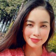 Bước chăm da không thể thiếu của Phạm Hương