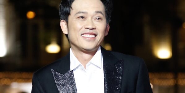Hoài Linh tái xuất