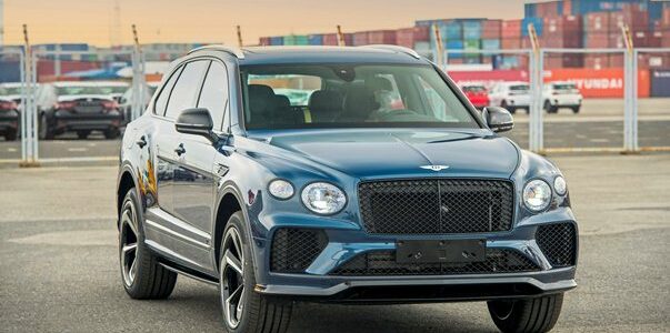 Bentley Bentayga S 2022 – “kẻ thống trị” thị trường SUV thể thao siêu sang
