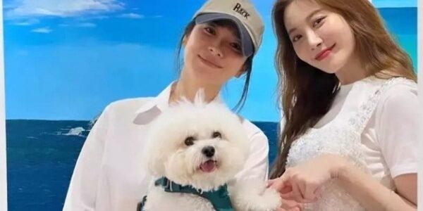 Song Hye Kyo lộ diện giữa ồn ào đời tư