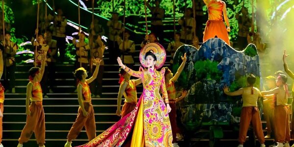 Như Huỳnh và mối duyên với “miền đất di sản” Ninh Bình