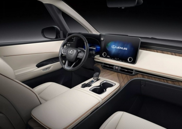 Tiết lộ mức giá của ‘chuyên cơ mặt đất’ Lexus LM 2024 sắp trình làng