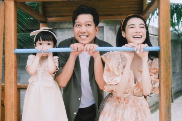 Nhã Phương mang bầu lần 2, Trường Giang thay đổi thế nào?