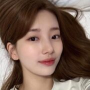 “Mối tình đầu quốc dân” Suzy khiến mạng xã hội bùng nổ bằng một bức ảnh selfie