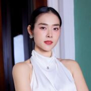 Diệp Bảo Ngọc khoe nhan sắc ngày càng thăng hạng