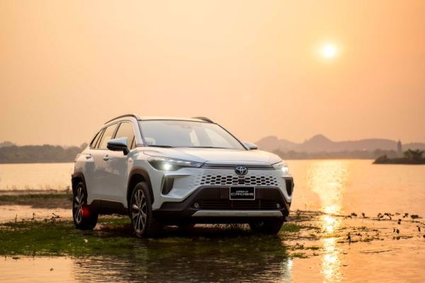 Toyota Việt Nam giới thiệu Corolla Cross phiên bản nâng cấp 2024