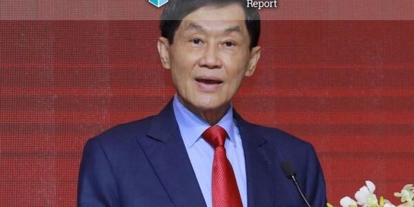 Báo quốc tế vinh danh ông Johnathan Hạnh Nguyễn